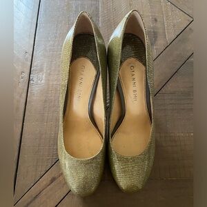 Gianni Bini Platform Heels 7.5